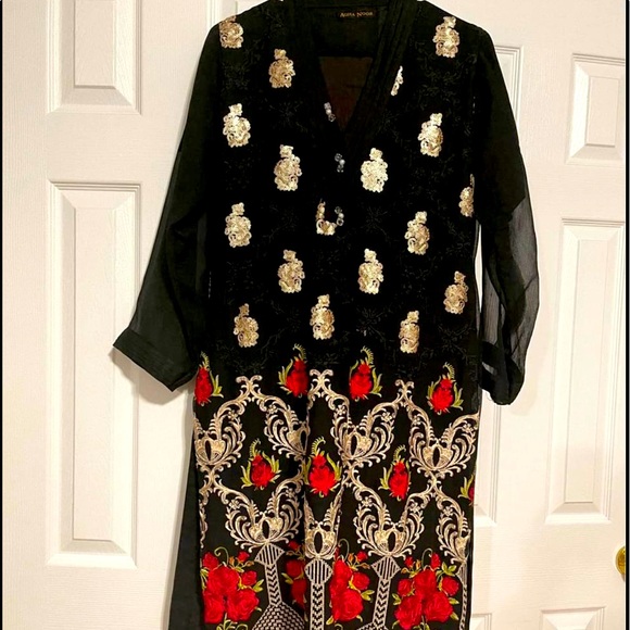 Pakistani Kurta for sale - Picture 1 of 6